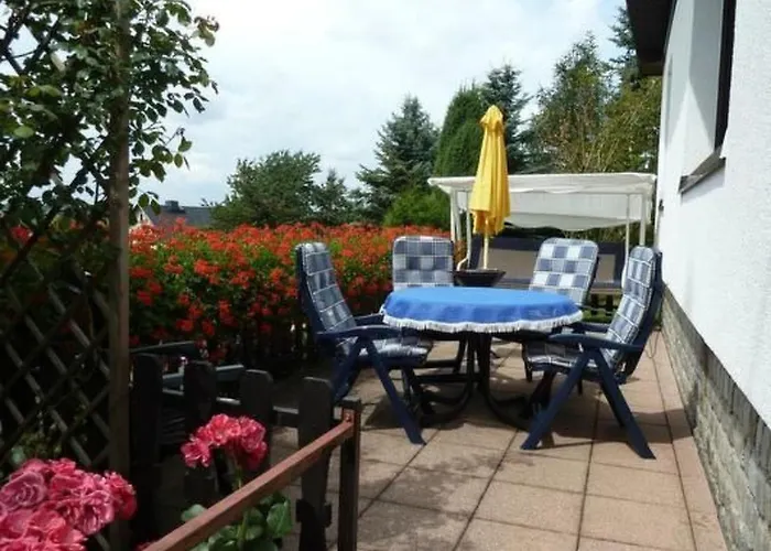 Vakantiehuis Maennel By Interhome Auerbach (Vogtland)