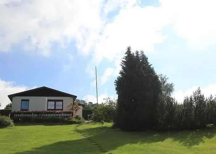 Maennel By Interhome Vakantiehuis Auerbach (Vogtland)